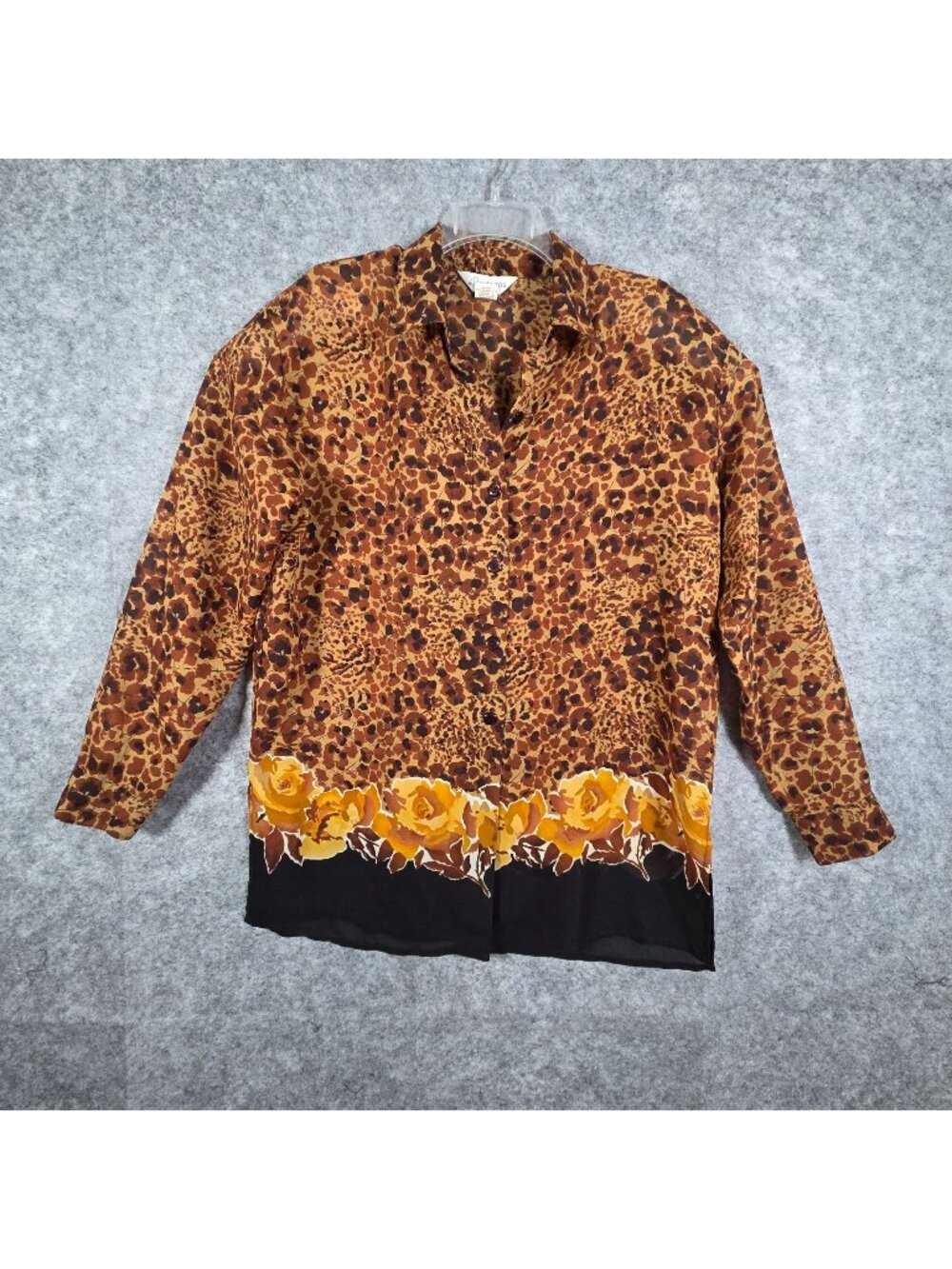 Gantos Women's Vintage Long Sleeve Button Down Shirt Animal and floral Print Siz